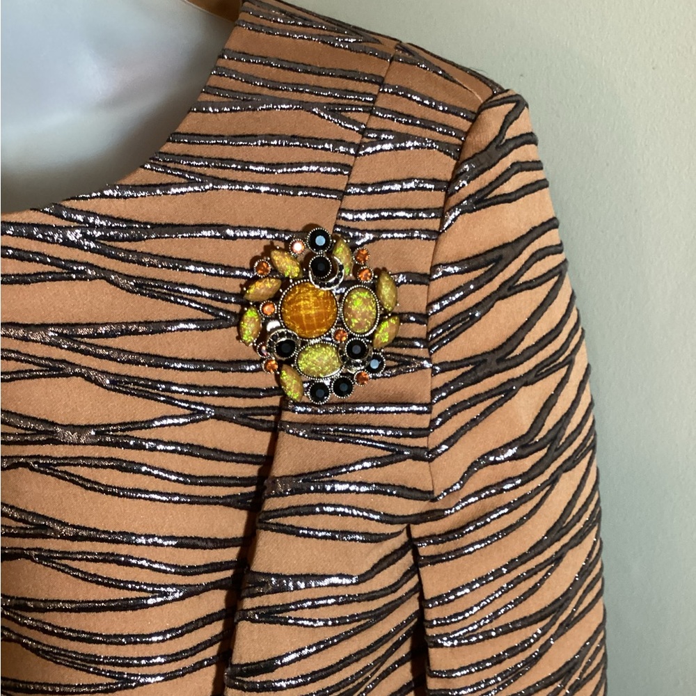 Lily & Taylor suit size 10